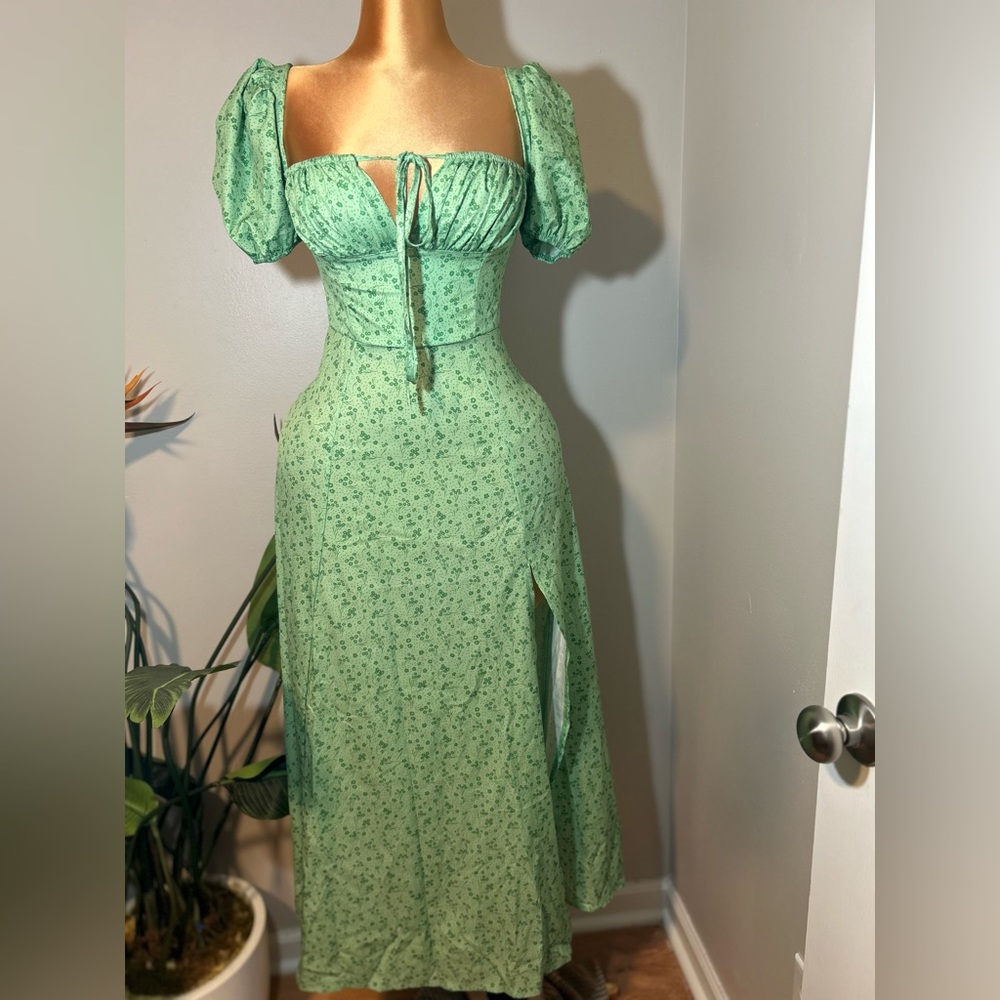Mint Green Floral Tie-Front Maxi Dress with Puff Sleeves